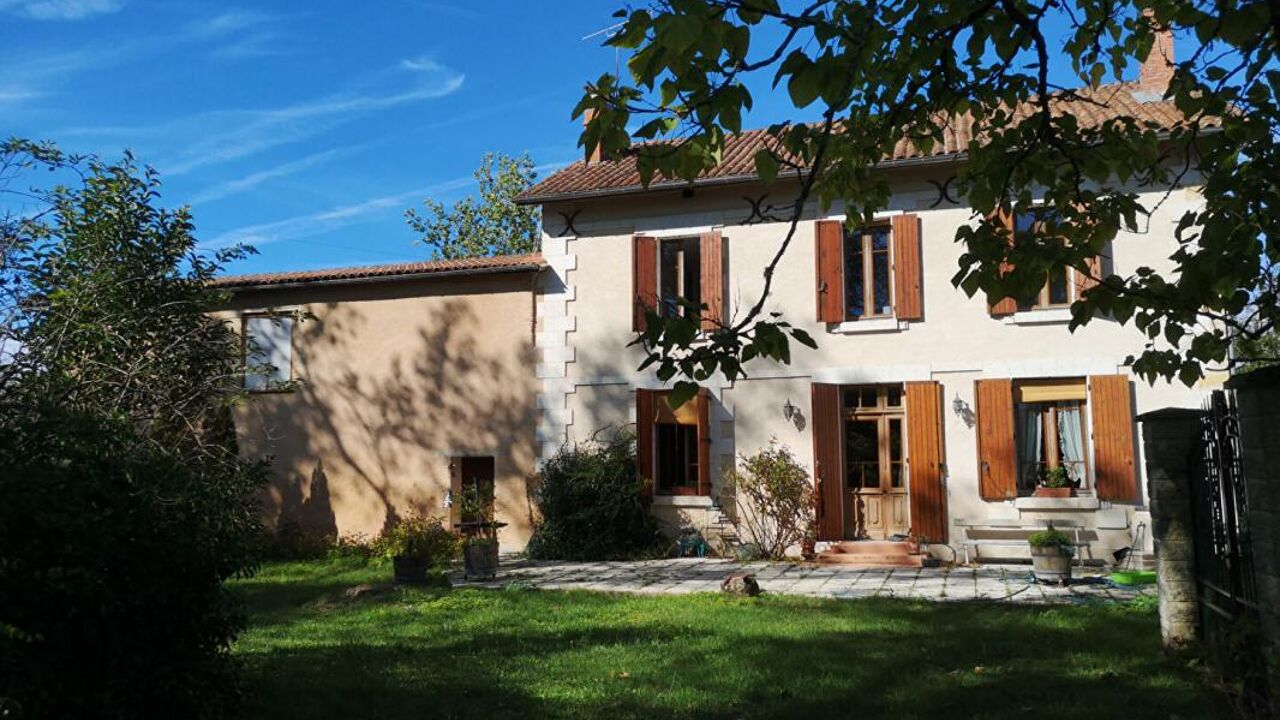 maison 8 pièces 182 m2 à vendre à Chamadelle (33230)