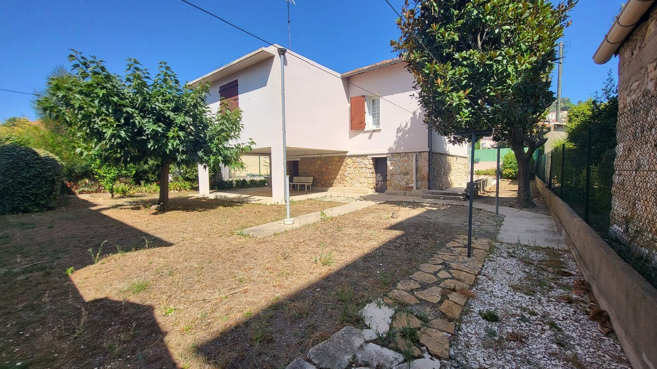 maison 4 pièces 82 m2 à vendre à Hyères (83400)