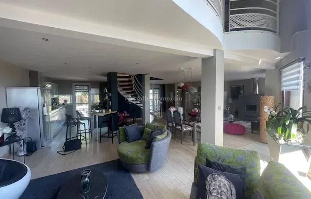 maison 7 pièces 211 m2 à vendre à Neufchâteau (88300)