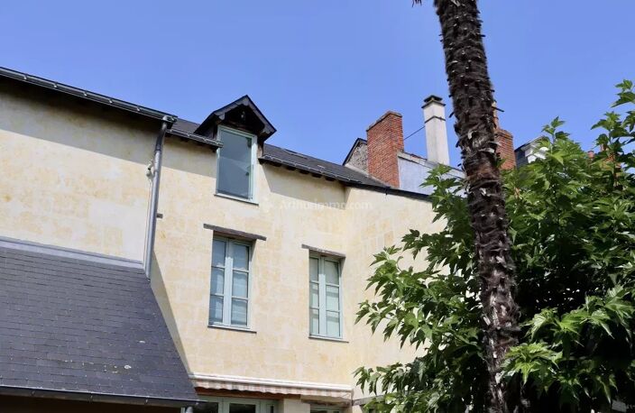 Hôtel particulier en plein centre de LA CHARTRE SUR LE LOIR — photo 5