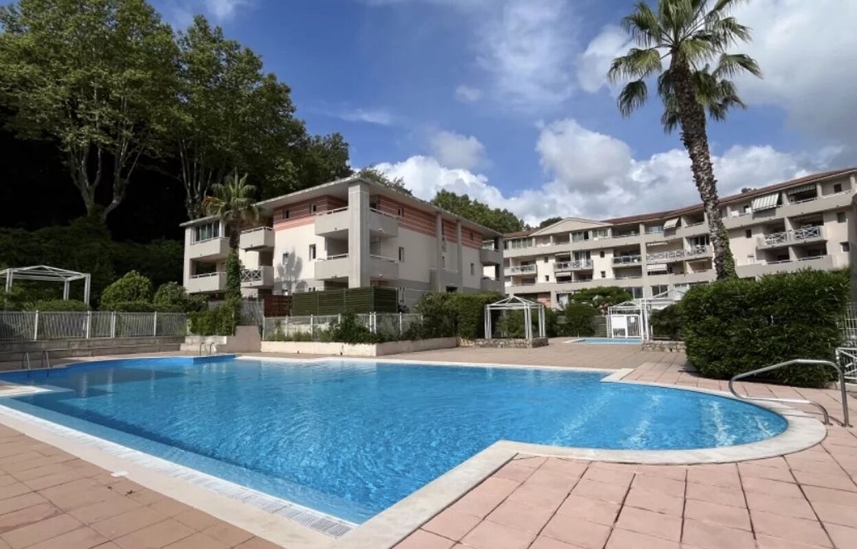 appartement 2 pièces 27 m2 à vendre à Cagnes-sur-Mer (06800)