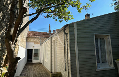 location maison 865 € CC /mois à proximité de Port-des-Barques (17730)