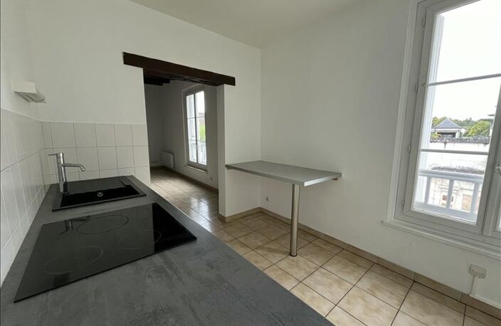 Vente appartement 5 pièces 83 m² Loches (37600) — photo 4