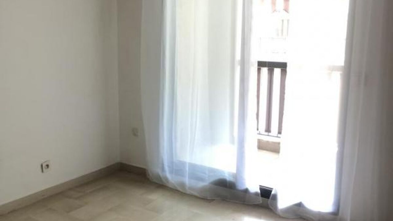 appartement 3 pièces 60 m2 à louer à Cagnes-sur-Mer (06800)