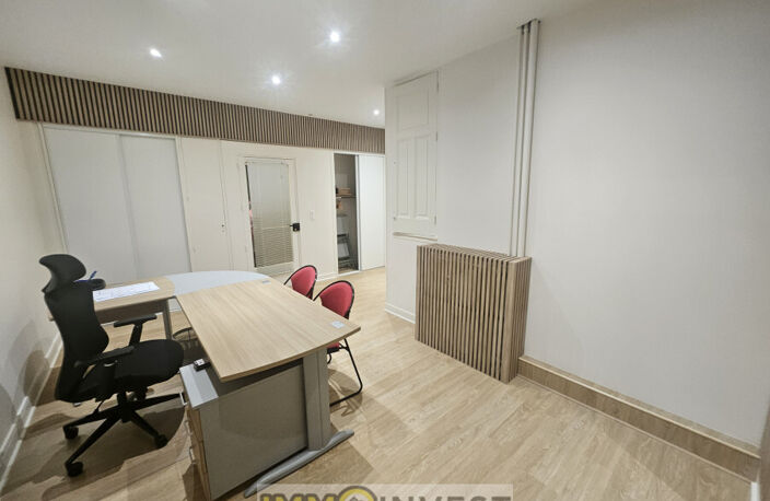 Locaux/Biens immobiliers — photo 2