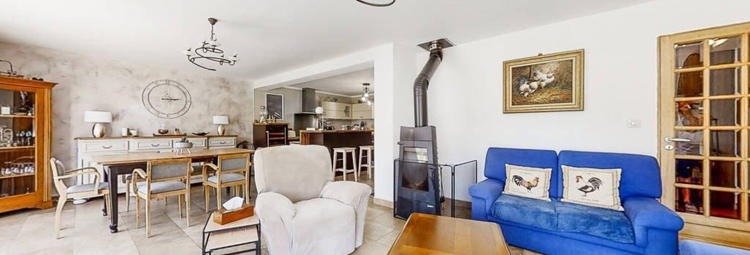 Maison 6 Pièces 250 m² à vendre à Servais (02700)