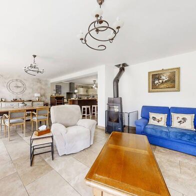 Maison 6 pièces 384000 €