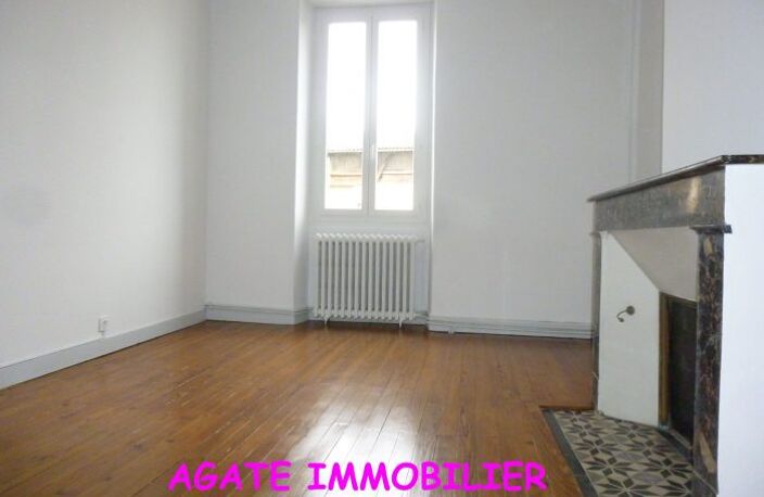 MAISON DE BOURG DE 145 M² 5 PIECES — photo 4