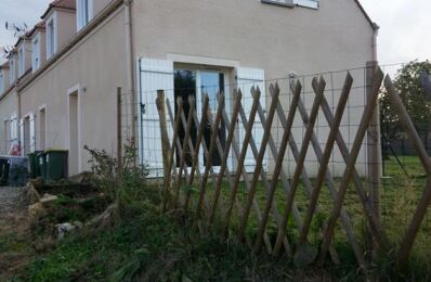 location maison 739 € CC /mois à proximité de Goupillières (78770)