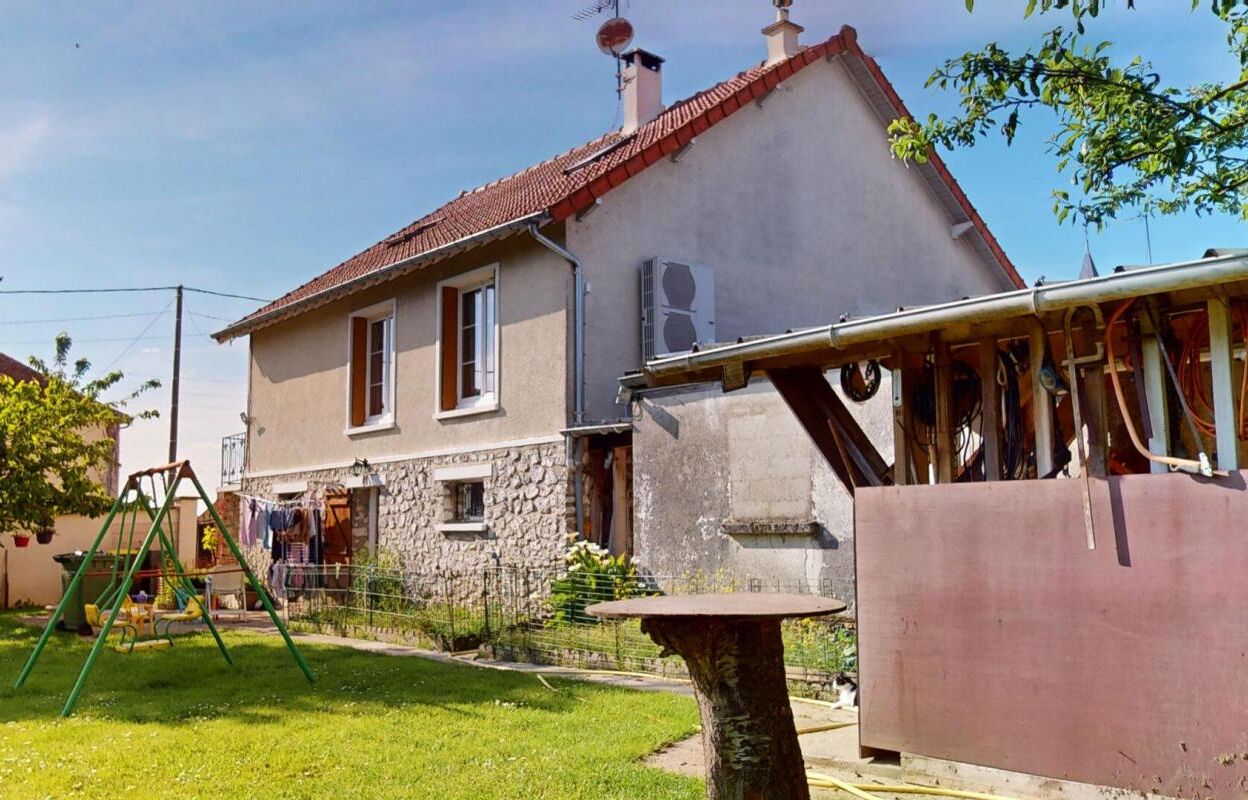 maison 6 pièces 140 m2 à vendre à Jouy-le-Châtel (77970)