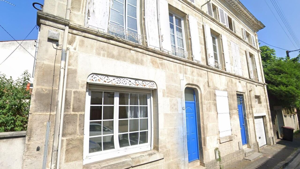 maison 10 pièces 330 m2 à vendre à Cognac (16100)