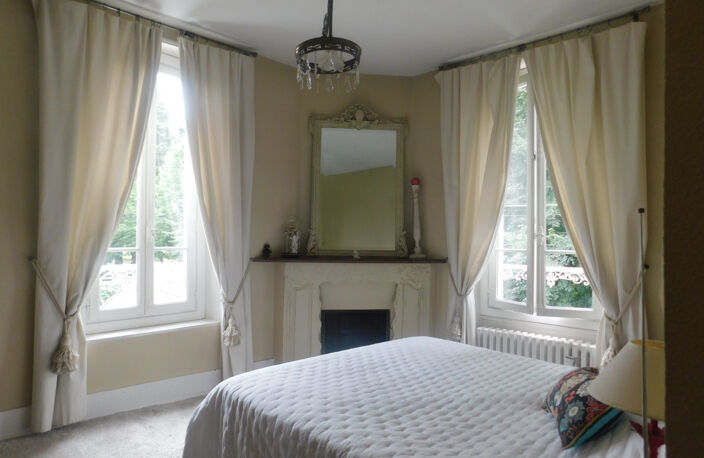 MAISON BOURGEOISE, avec garage, à l'orée des promenades de — photo 3