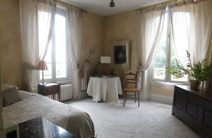 MAISON BOURGEOISE, avec garage, à l'orée des promenades de — photo 4