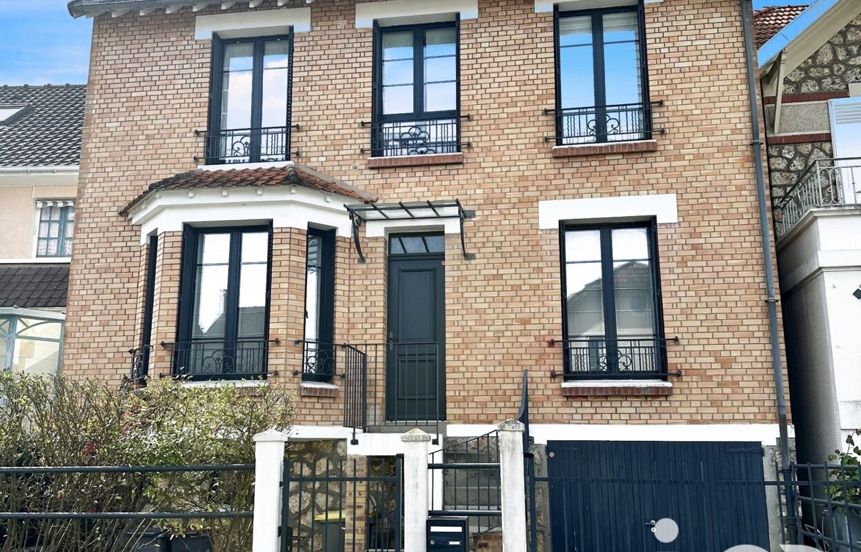 maison 7 pièces 141 m2 à vendre à Ville-d'Avray (92410)