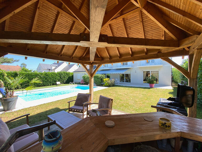 Maison avec piscine de 186 m² — photo 1