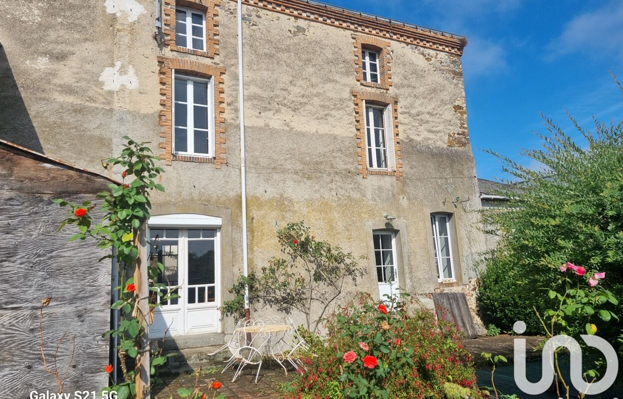 maison 10 pièces 181 m2 à vendre à Trémentines (49340)