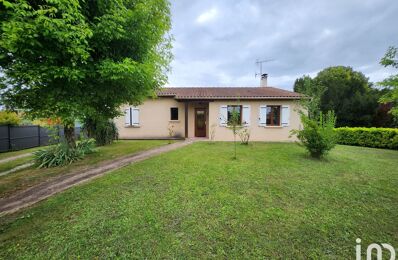 vente maison 189 000 € à proximité de Saint-Simeux (16120)