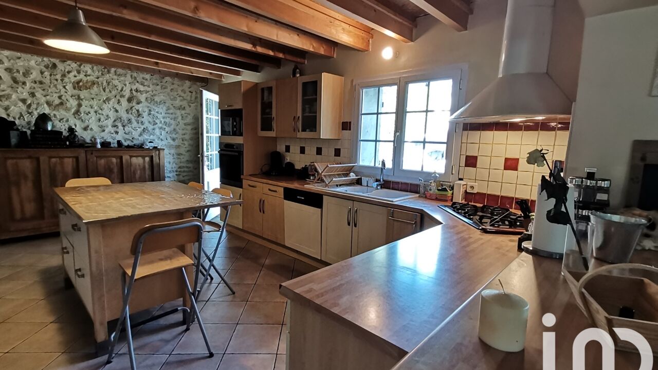 maison 5 pièces 170 m2 à vendre à Saint-Aubin-de-Blaye (33820)