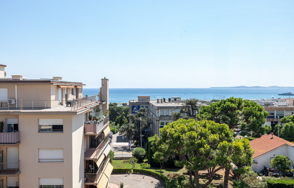 appartement 4 pièces 93 m2 à vendre à Saint-Laurent-du-Var (06700)