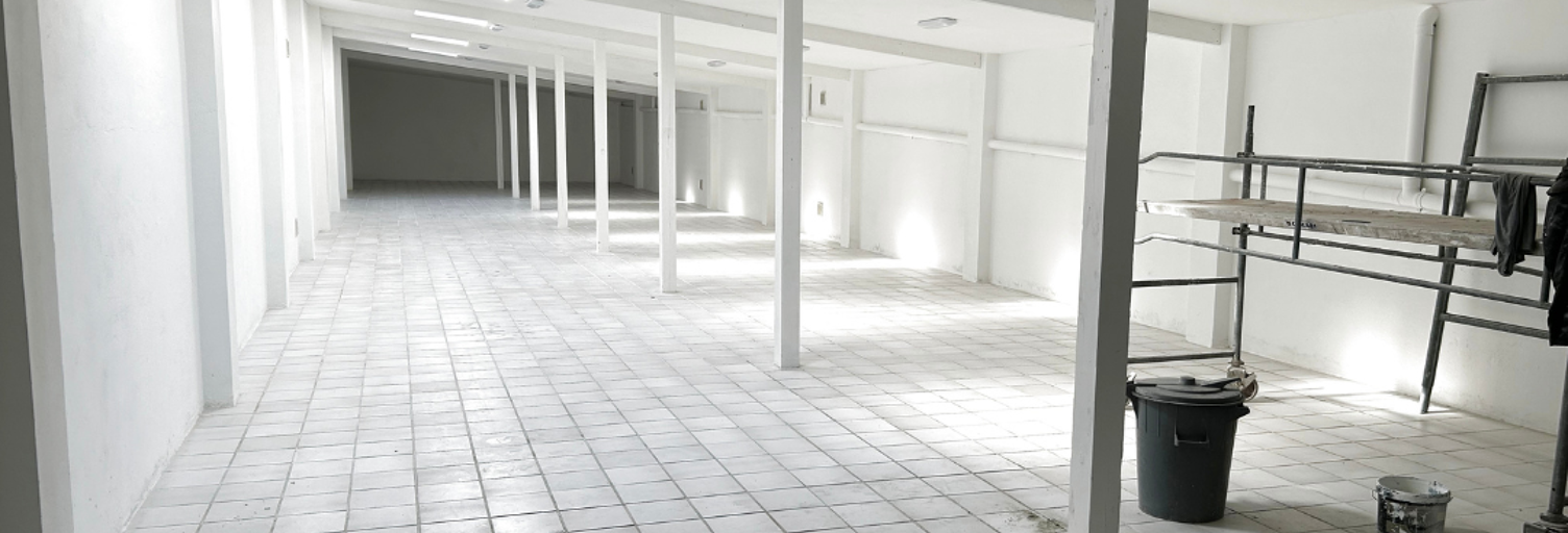 Commerce  280 m² à louer à Saint-Omer (62500)