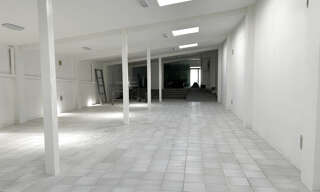 Commerce  280 m² à louer à Saint-Omer (62500)