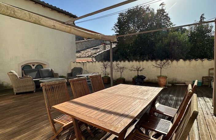 Appartement de type 3, avec terrasse de 60 m2, cave et place ... — photo 3