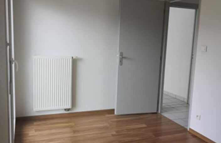 Vente appartement 4 pièces 63 m² Épinal (88000) — photo 2