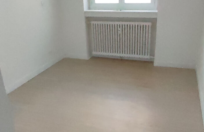 F5 103 m2 REFAIT NEUF — photo 5