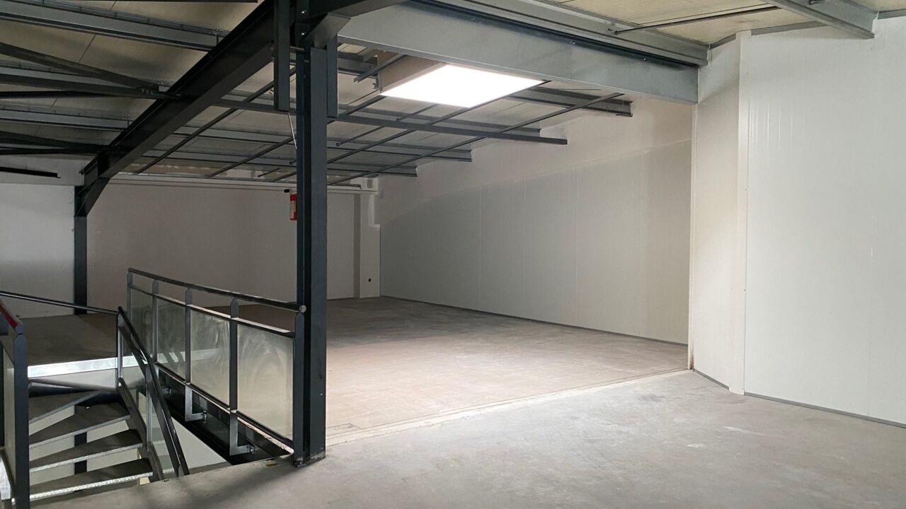 commerce  pièces 280 m2 à louer à Grenoble (38000)