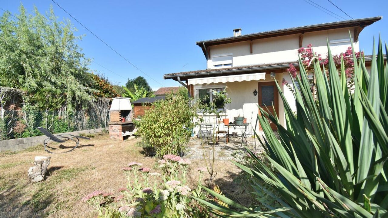 maison 4 pièces 111 m2 à vendre à Rignieux-le-Franc (01800)