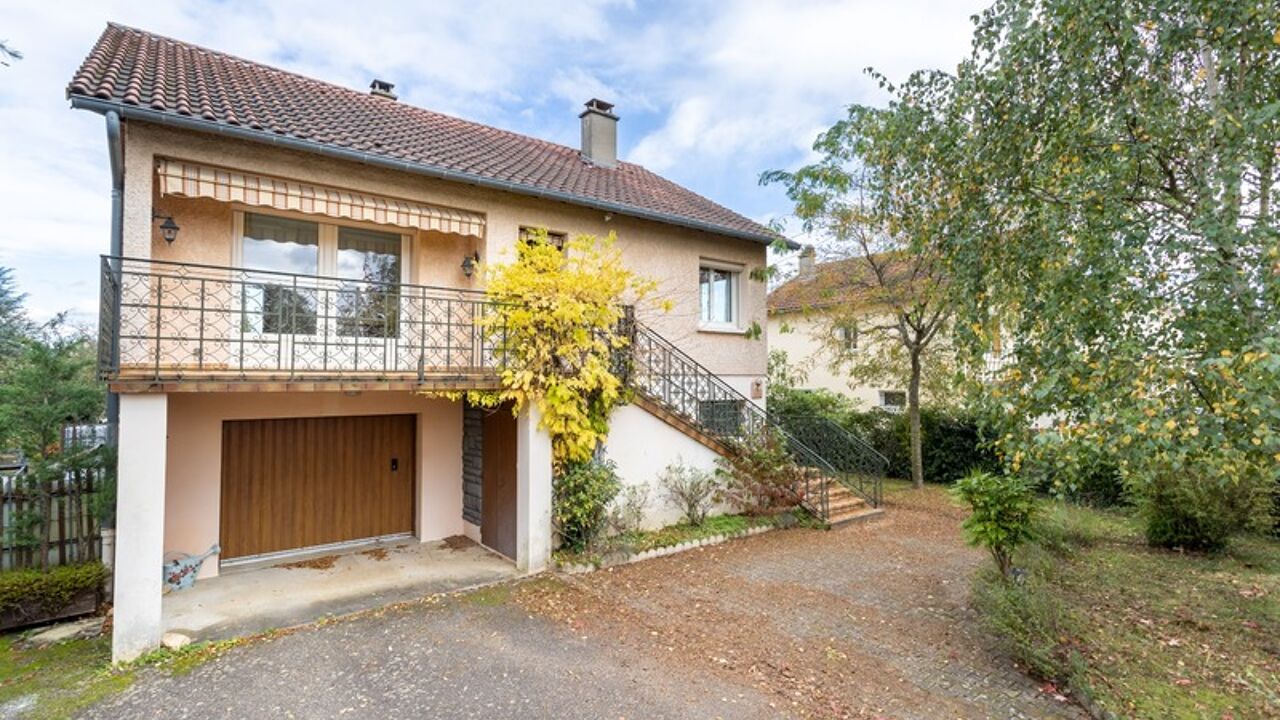 maison 6 pièces 130 m2 à vendre à Vendat (03110)