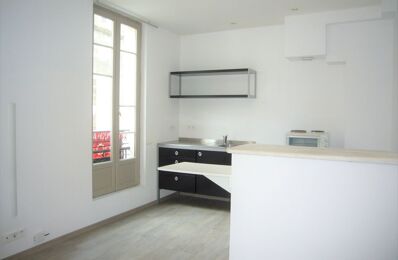 location appartement 430 € CC /mois à proximité de Vedène (84270)