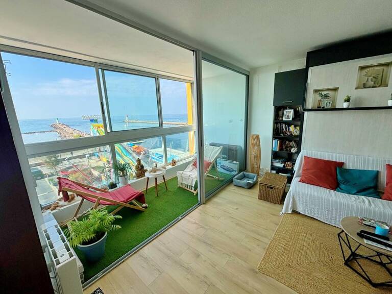Appartement T2 avec une double vue Mer — photo 1