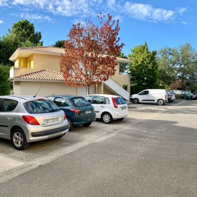 Appartement 2 pièces 700 €