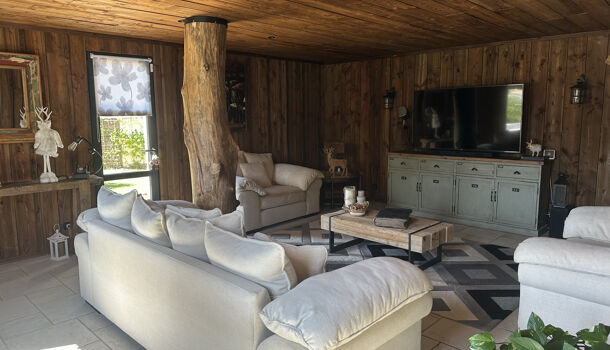 Villa / Maison 8 pièces  à vendre Saintes 17100