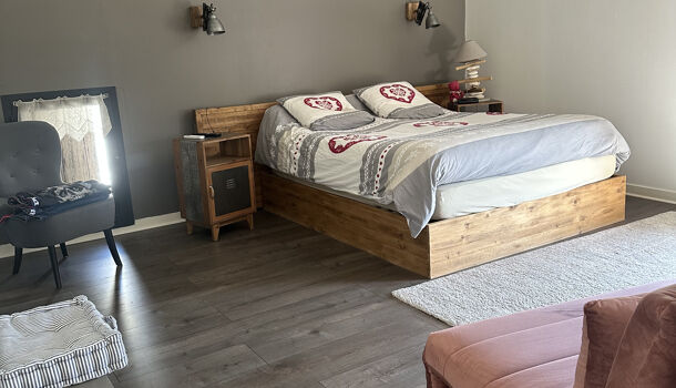 Villa / Maison 8 pièces  à vendre Saintes 17100