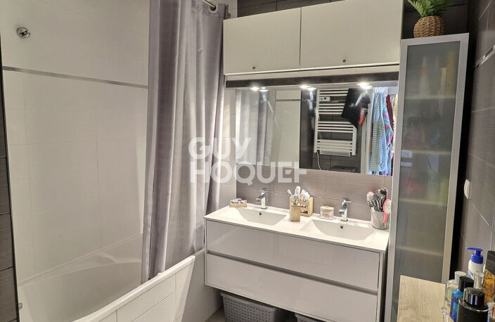 VENTE d'un appartement de 3 pièces (60 m²) en rez de jardin à... — photo 3