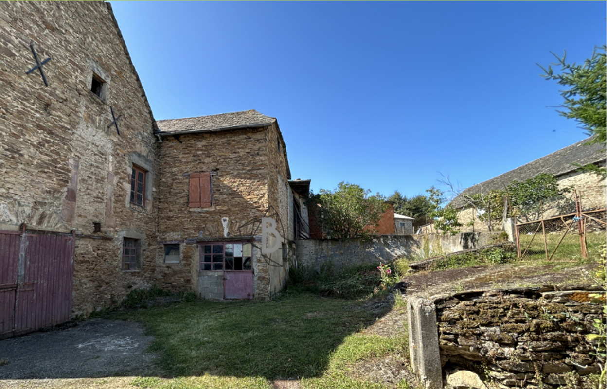 divers  pièces 440 m2 à vendre à Camboulazet (12160)