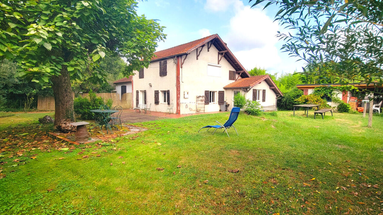 maison 8 pièces 232 m2 à vendre à Pau (64000)