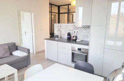 location appartement 772 € CC /mois à proximité de La Penne-sur-Huveaune (13821)