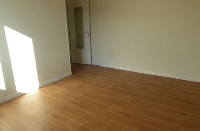 location appartement 418 € CC /mois à proximité de Vals-les-Bains (07600)