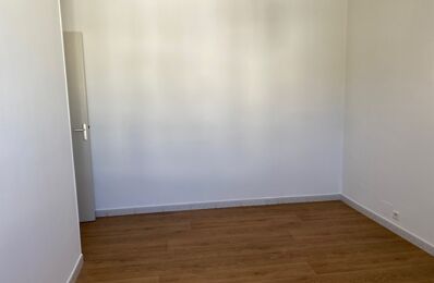 location appartement 418 € CC /mois à proximité de Uzer (07110)