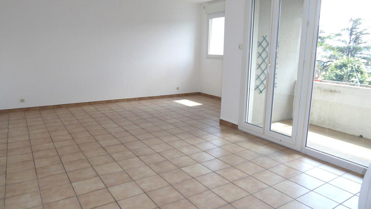 appartement 2 pièces 60 m2 à louer à Aubenas (07200)