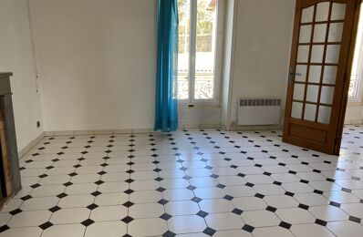 location appartement 409 € CC /mois à proximité de Villeneuve-de-Berg (07170)