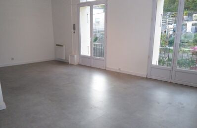 location appartement 650 € CC /mois à proximité de Villeneuve-de-Berg (07170)