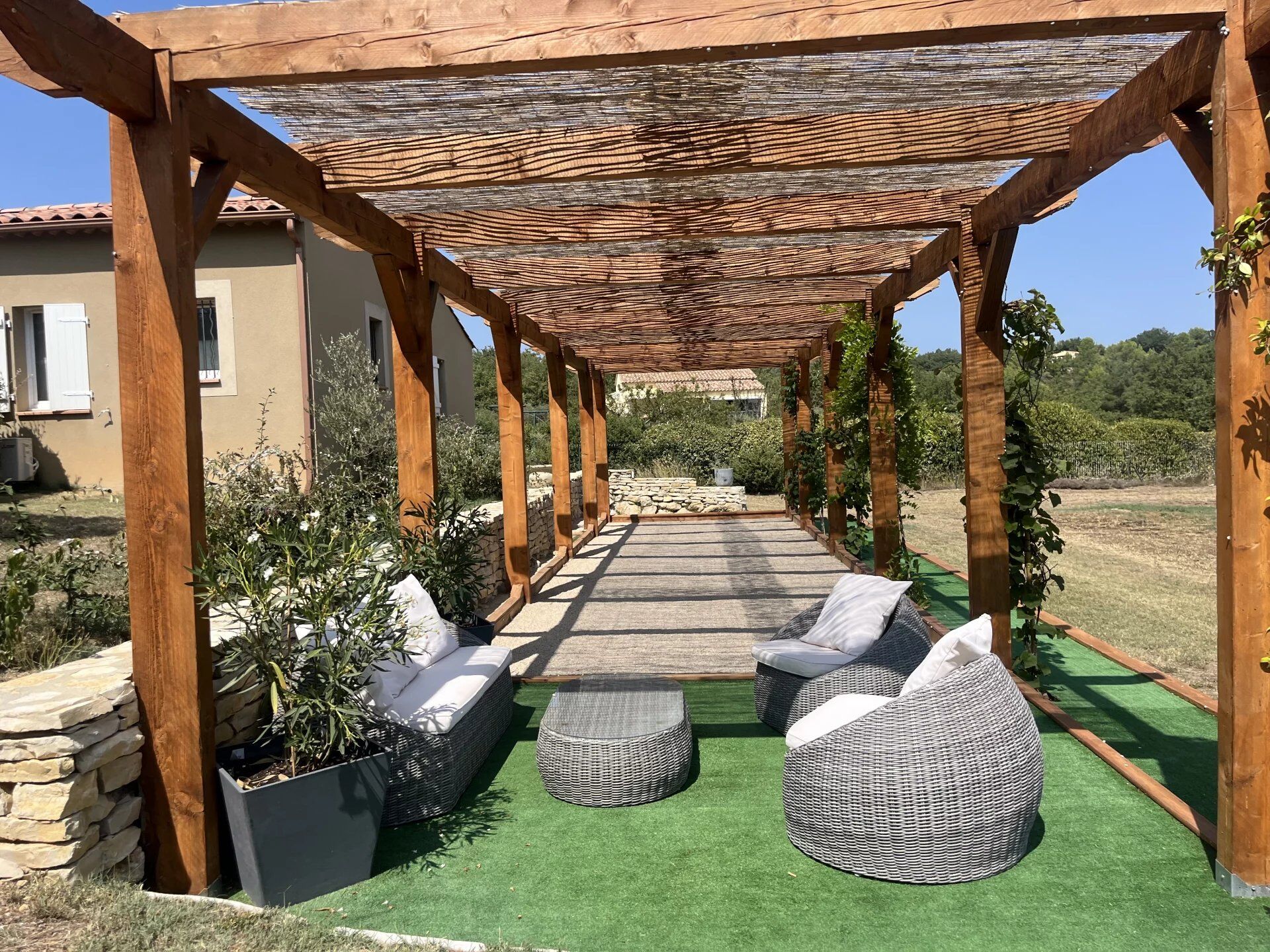 Villa / Maison  T7 à vendre Verdière (La) 83560