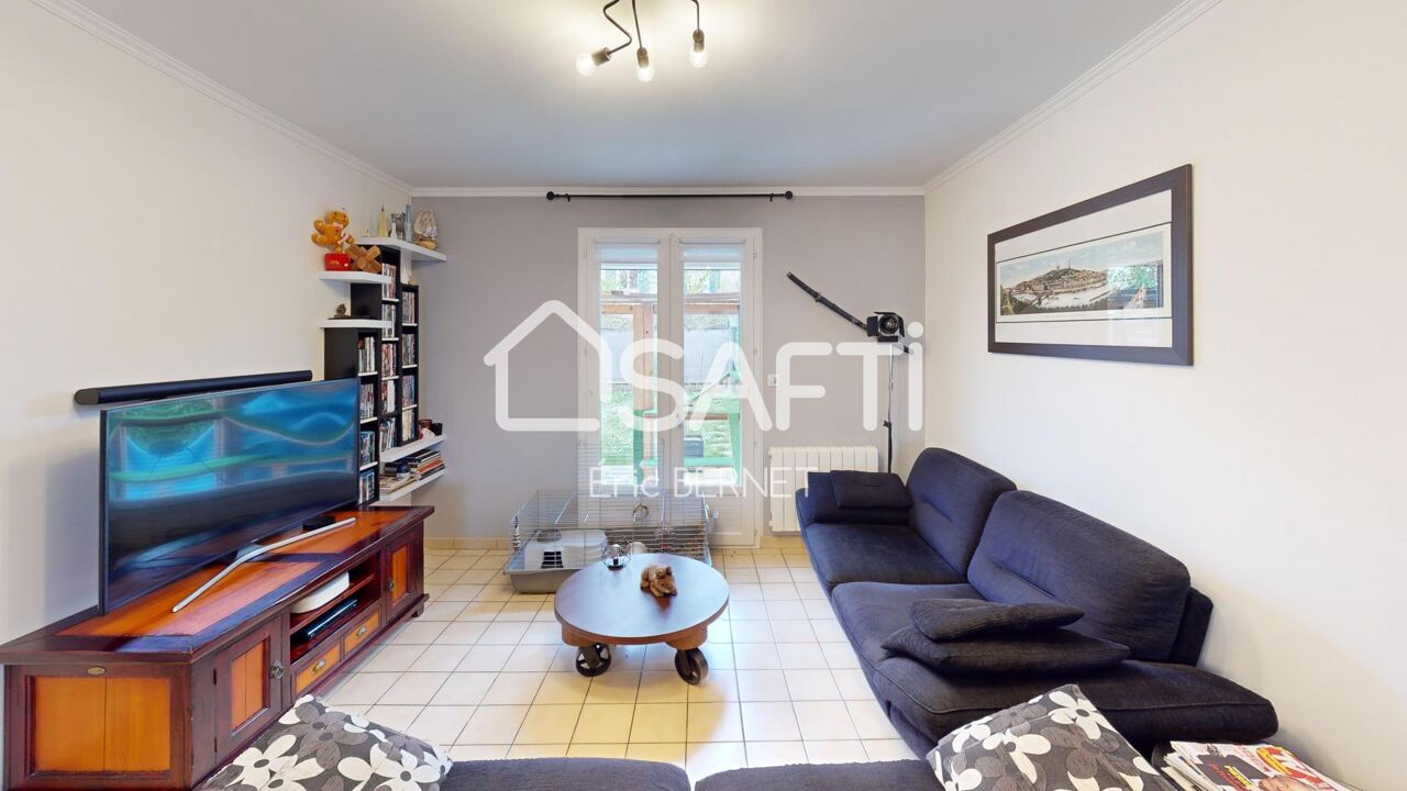 maison 6 pièces 120 m2 à vendre à Décines-Charpieu (69150)