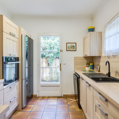 Maison 5 pièces 749000 €