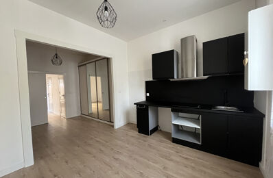 location appartement 690 € CC /mois à proximité de Aigues-Mortes (30220)