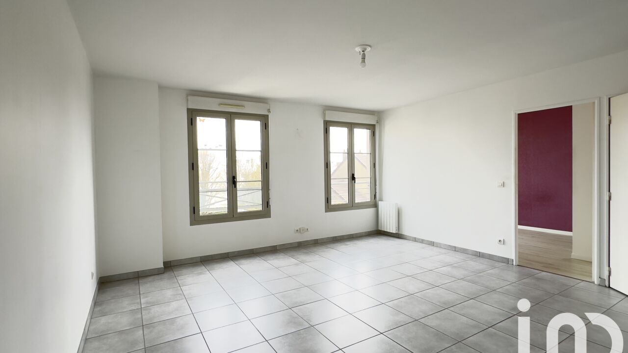 appartement 2 pièces 43 m2 à vendre à Combs-la-Ville (77380)